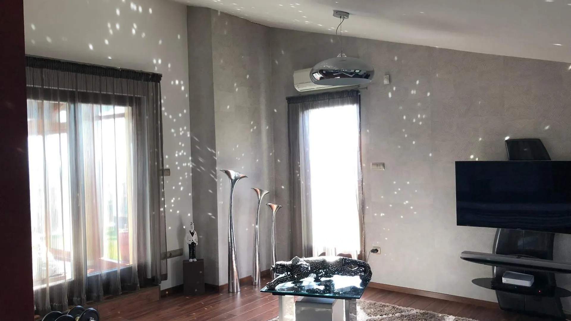 Rosehill Penthouse Budapest Apartment
